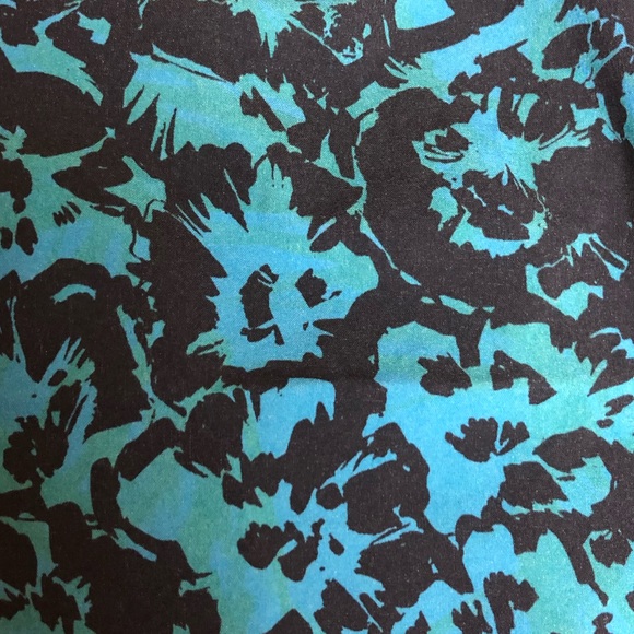 ❣️Rare NWT Lululemon 5 Mile Singlet❣️ - Picture 10 of 10